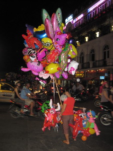 Crazy Balloon Bouquet in Hanoi - just hanging out by the traffic roundabout